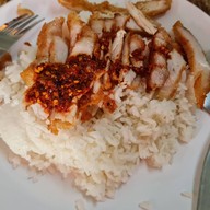 เมนูของร้าน ข้าวหมูทอดอร่อยมาก