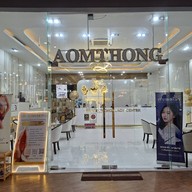 Dr.aomthong Clinic The Walk เกษตรนวมินทร์