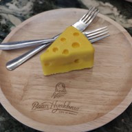 เมนูของร้าน บ้านหญ้าขาว Baan Hyakhaw Cafe Coffee Bakery ศรีสมาน
