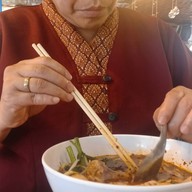 มิดไนน์ข้าวมันไก่/ข้าวซอยไก่/ก๋วยเตี๋ยวไก่มะระ มข