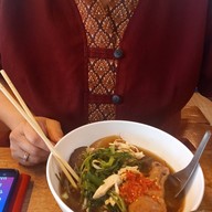 มิดไนน์ข้าวมันไก่/ข้าวซอยไก่/ก๋วยเตี๋ยวไก่มะระ มข