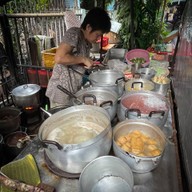 ก๋วยจั๊บน้ำใส