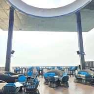บรรยากาศ Horizon Rooftop Restaurant & Bar, Hilton Pattaya