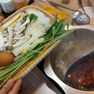 สุกี้ข้าน้อย เจ.เพรส นางลิ้นจี่