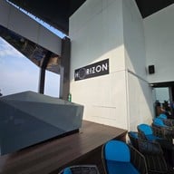 บรรยากาศ Horizon Rooftop Restaurant & Bar, Hilton Pattaya