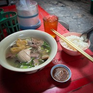 ก๋วยจั๊บน้ำใส