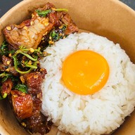 ข้าวใดใดกับไข่ดอง สาขาข้าวกล่องรสเผ็ด