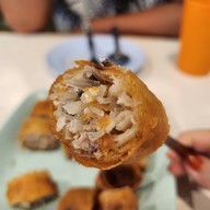 อรวรรณแหนมเนือง