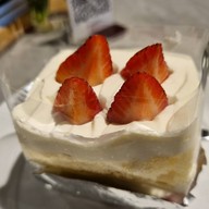 เมนูของร้าน ครัวดอกไม้ขาว สาขาบำรุงเมือง