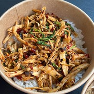 ข้าวใดใดกับไข่ดอง สาขาข้าวกล่องรสเผ็ด