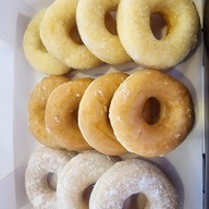 เดลี่โดนัทสาขาโคลกกลอย โคลกกลอย