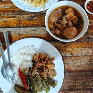 แปะเฮง แกงราดข้าว