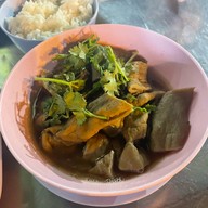 ร้านข้าวต้มนายง้วน