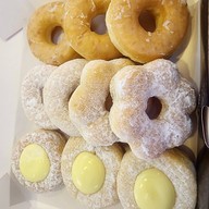 เดลี่โดนัทสาขาโคลกกลอย โคลกกลอย