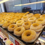 เดลี่โดนัทสาขาโคลกกลอย โคลกกลอย