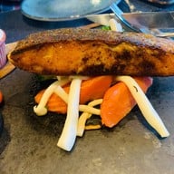 ศรีวรา บิสโทร แอนด์ คาเฟ่