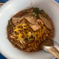 เมนูของร้าน ก๋วยเตี๋ยวลุงดำ