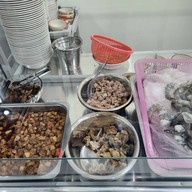 ข้าวต้มเครื่องเยาวราช