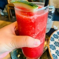 ศรีวรา บิสโทร แอนด์ คาเฟ่