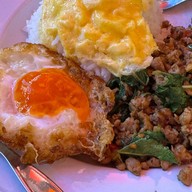 เมนูของร้าน Lerdtip Street EMSPHERE