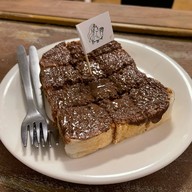 ข้าวปีกไก่ปาปริก้า-บีโคซี่เรสท์คาเฟ่-ซ.หลังเบอร์ด็อก(สาย2ซอย2) Bangsaen