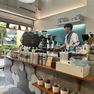 opurecafe opurecafe ถนนยุคล