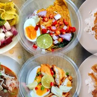 ล้าน ลำแต๊แต๊ ( ข้าวปลาแกะ & กะเพราโคตรเด็ด อร่อยแสงออกปาก )