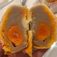 เมนูของร้าน ขนมเปี๊ยะนำโชค อร่อยซอย 8 อ่างทอง อ่างทอง
