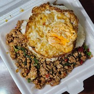 เมนูของร้าน โคตรกะเพรา 888 ท่าข้าม 23