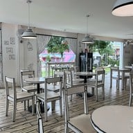 Sea you again cafe house