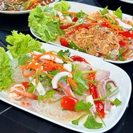 ครัวศักรินทร์ฟาร์ม