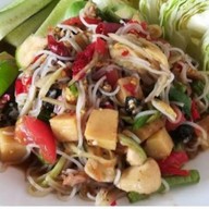 ร้าน ส้มตำนัว คลอง 3  หัวถนนคลอง 3