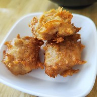 เจ๊จูนก๋วยเตี๋ยวต้มยำxหมูทอดในตำนาน ท่าอิฐ