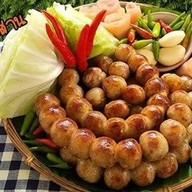 ไส้กรอกหมูเฮง หมูเฮงพุทธบูชา