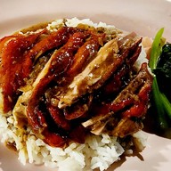 เมนูของร้าน เป็ดย่างเยาวราช (ทางออก บขส.สิงห์บุรี)