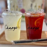 Charge.coffee เลียบคลองสอง ซาฟารีเวริล์