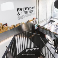 บรรยากาศ Everyday & Friends