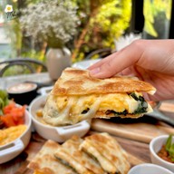 The Hub Cafe and Eatery พระราม 9