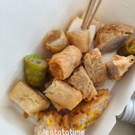 เมนูของร้าน น้าโอเต้าหู้ท่ายาง อำเภอเมืองเพชรบุรี