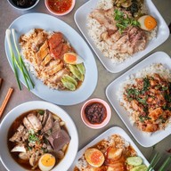 ข้าวหมูแดงหมูกรอบราชบุรี