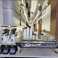 One To Two Coffee อารีย์