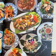 เฮงเฮ้าส์ Heng house food coffee &studio