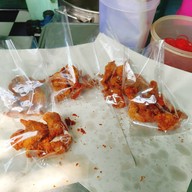 เมนูของร้าน เจ๊หมวยข้าวไก่ทอดวัดแขก
