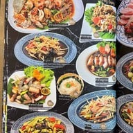 เฮงเฮ้าส์ Heng house food coffee &studio