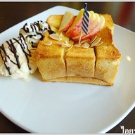 ไอยรา  เฮ้าส์  Aiyara House