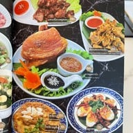 เฮงเฮ้าส์ Heng house food coffee &studio