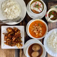 ข้าวแกงอ่างทอง