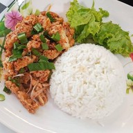 ข้าวยำไก่แซ่บ ไก่ทอดสมพรFC หน้า ม.มหิดล ซอย9