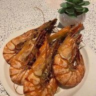 ร้านอาหารลานแลเล แอนด์แคมป์ปิ้ง ผาแดง หาดทรายรี