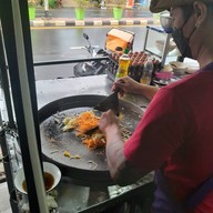 ผัดไทยใบตองกันทรลักษณ์